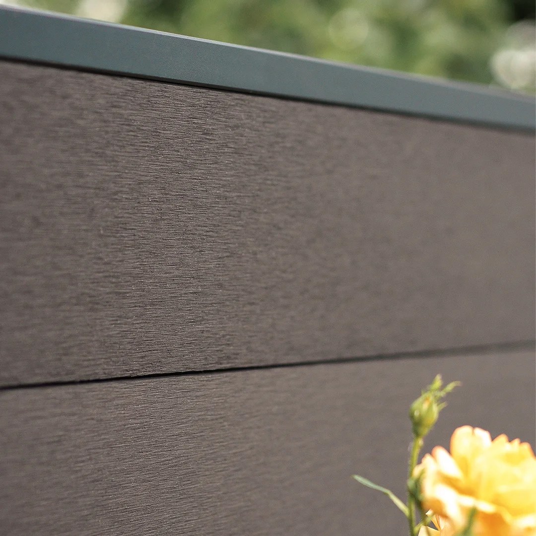 Clôture aluminium ou composite : que choisir à Compiègne ?